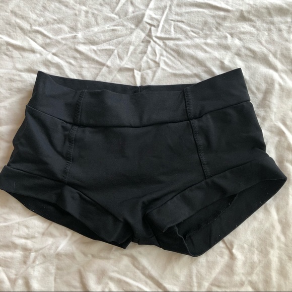 Tight AinslieWear black dance/booty shorts - Picture 3 of 3